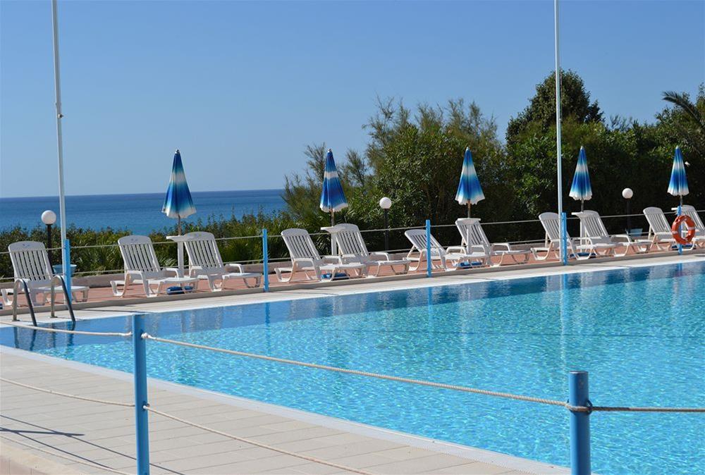 Futura Style Helios Hotel Noto Kültér fotó