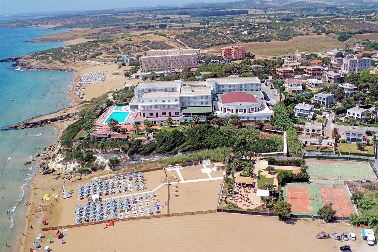 Futura Style Helios Hotel Noto Kültér fotó